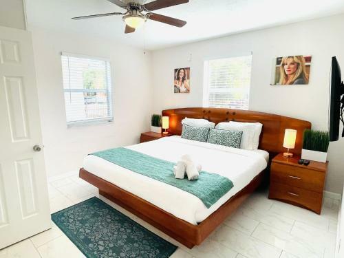 Supervilla - 6 Mins To Beach - Heated Pool
