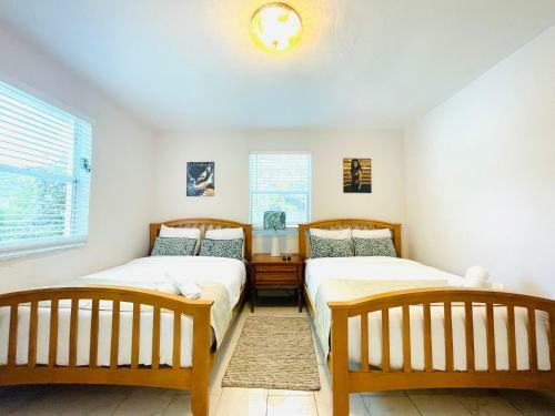 Supervilla - 6 Mins To Beach - Heated Pool