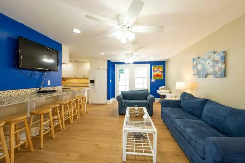 Almost Southernmost Too 3 Bedroom Home With Private Pool
