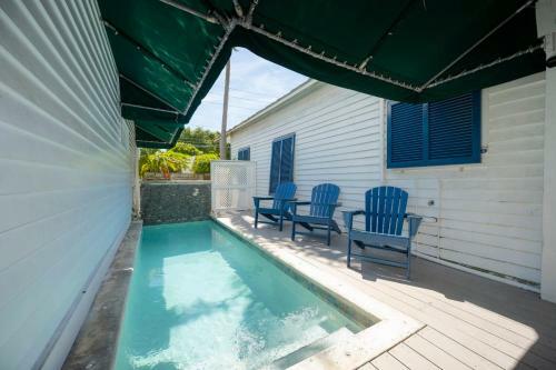 Almost Southernmost Too 3 Bedroom Home With Private Pool