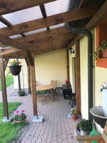 Tane?ek - Mal� Apartm�n U Rodinn�ho Domu