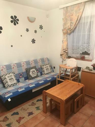 Tane?ek - Mal� Apartm�n U Rodinn�ho Domu