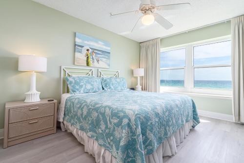 Emerald Dunes #204