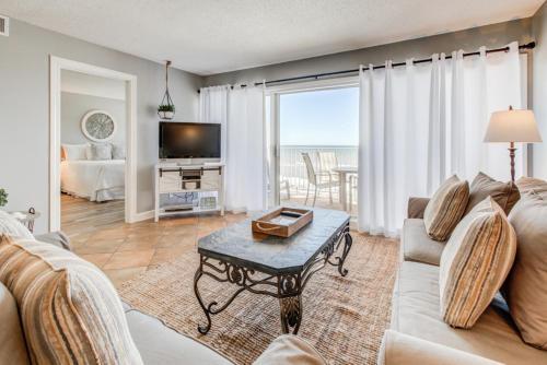 Beach House VI