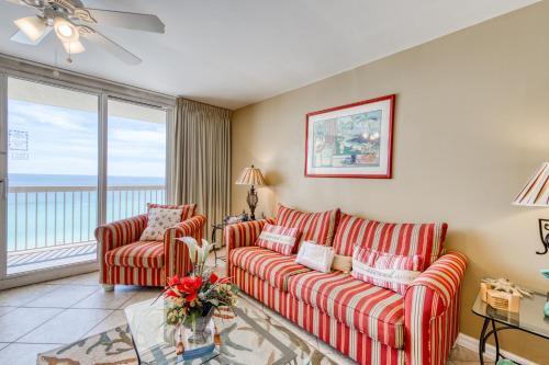 Pelican Beach Resort II
