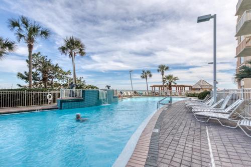 Pelican Beach Resort II