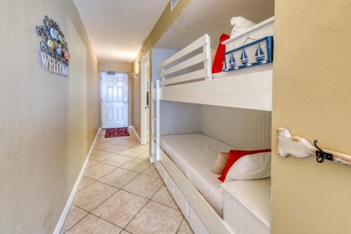 Pelican Beach Resort II