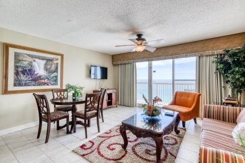 Pelican Beach Resort II