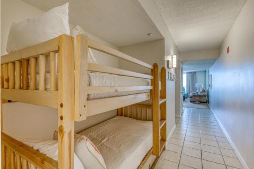 Pelican Beach Resort II