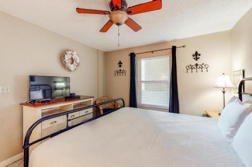 Pelican Beach Resort II