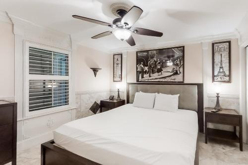 Pelican Beach Resort II