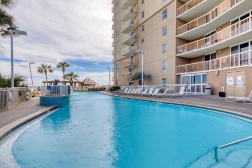 Pelican Beach Resort II