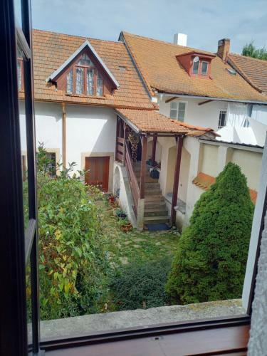 Apartm�n U Jaro??