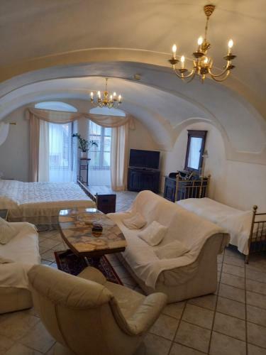 Apartm�n U Jaro??