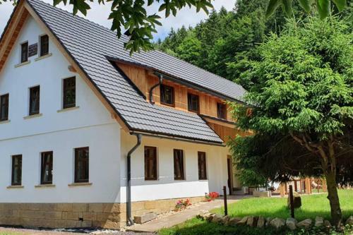 Chalupa Kamenn� Vrch Adr?pach