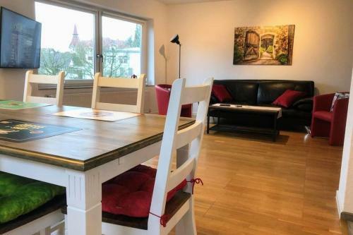 Apartamento Exklusive Ferienwohnung In Einbeck, 3 Schlafzimmer Mit Balkon!