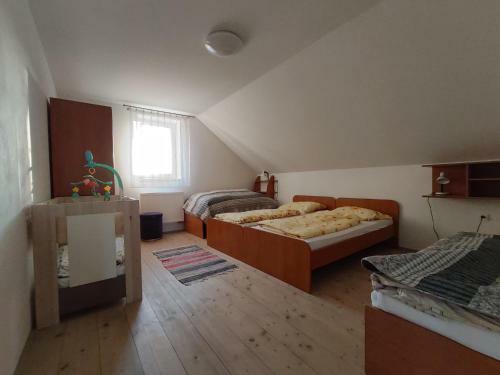 Apartamento Ubytov�n� U Kamenn�ho Mostu T?ebo?sko