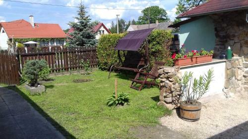 Apartm�ny Na Hl�n?