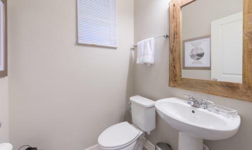 Compass Bay 5113 - Four Bedroom Home
