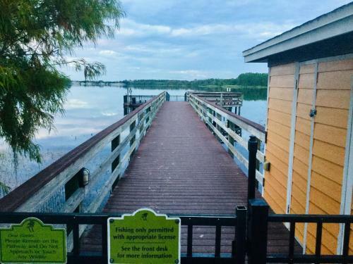 Beautiful 3 Bedroom Apartment Minutes From Disney!