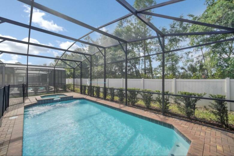 Sweet Orlando Cottage