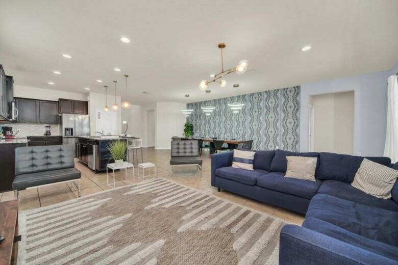 Sweet Orlando Cottage