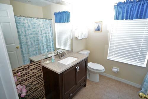 87218 5 Bedroom Pool Home, Emerald Island Resort