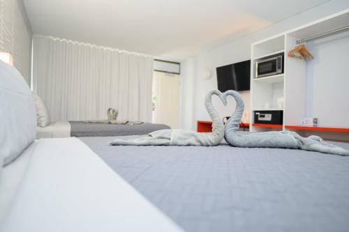 Hotel Room Near Disney 4 People
