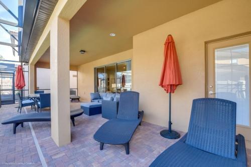 South Facing Pool & Spa - New 9 Bedroom Villa Villa