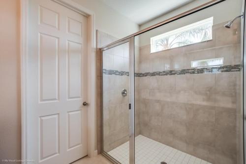 New Solara Resort - Themed Kids Rooms Villa