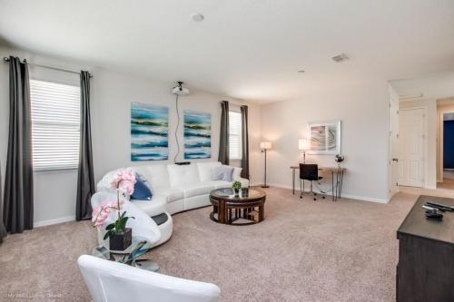 New Solara Resort - Themed Kids Rooms Villa