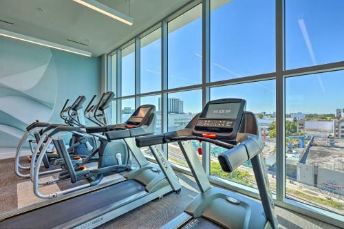 Apartamento Chic Miami Condo With Pool, 6 Mi To South Beach