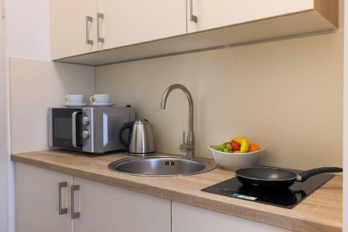 Apartamento Edelwei� - Appartements & Caf�