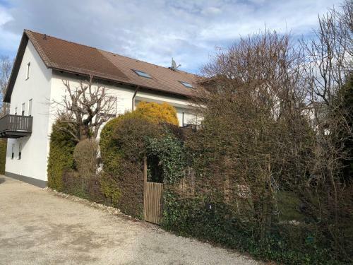 Apartamento G�stehaus Ertel - Ferienwohnung In Erding