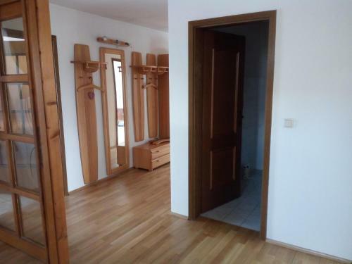 Apartamento Gro�e Ferienwohnung Am Gr�nen Stadtrand