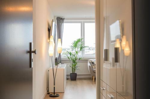 Business Apartment Mit Blick Auf Die Skyline Von Essen
