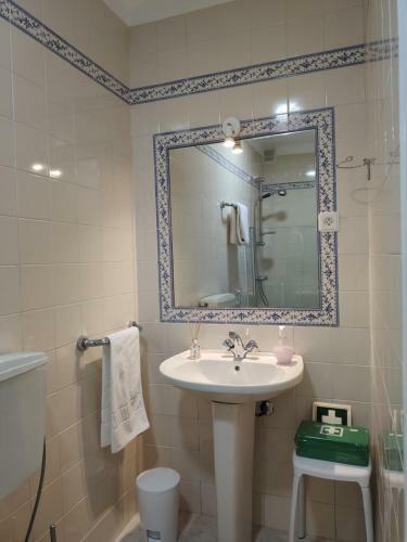 Hostal Cem Sentido - Apt Com Piscina Privada