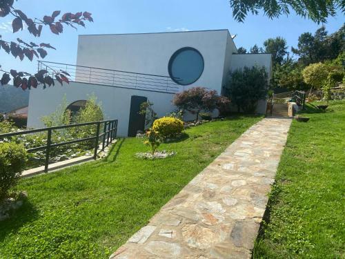 S Roque House