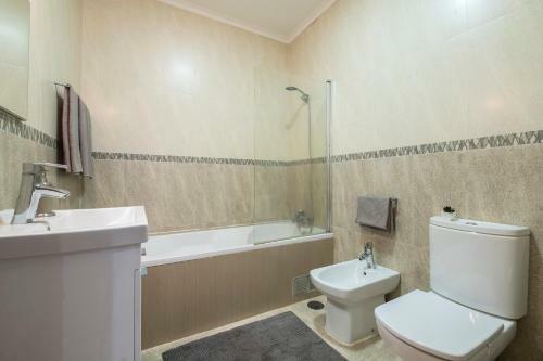 Paim Apartments
