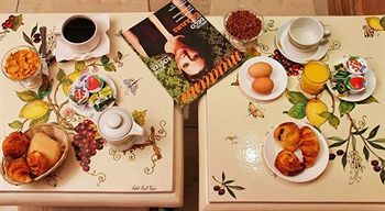 Hotel Viator(.)