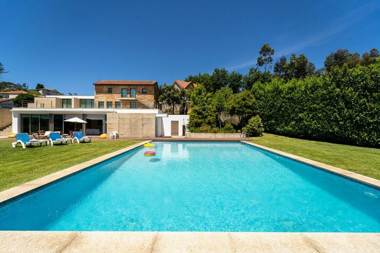 Casa de Silvares - Moradia V3 Premium Com Piscina - Fafe