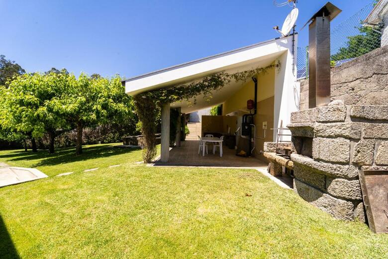 Casa de Silvares - Moradia V3 Premium Com Piscina - Fafe