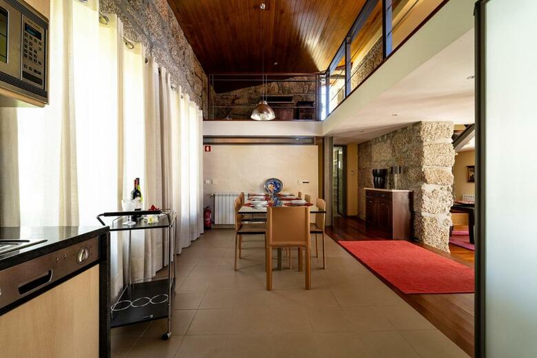 Casa de Silvares - Moradia V3 Premium Com Piscina - Fafe