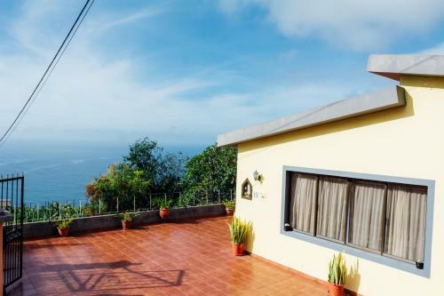 Lovely 3-bed Cottage In Ribeira Brava