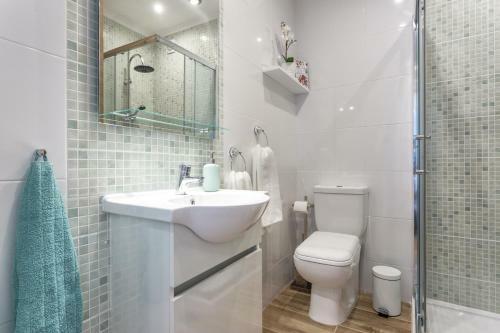 Apartamento Modern Ocean View Apt 2 Min Walk To Beach