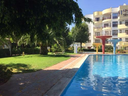 Apartamento T1 - Praia Da Rocha - Com Vistas de Mar E Terra�o