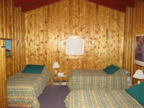 Lazy M Lodge