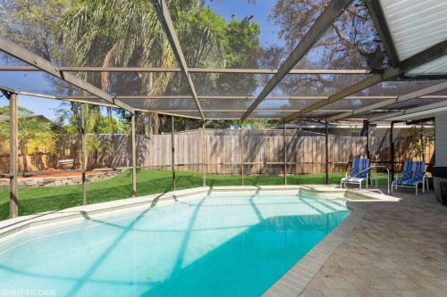 Palm Harbor Home 5br, Screen Lanai, Pool, Hot Tub