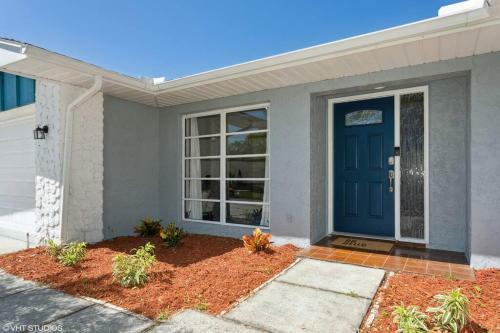 Palm Harbor Home 5br, Screen Lanai, Pool, Hot Tub