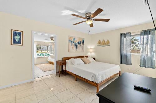 Family Getaway Pool Patio Fire Pit Walk To The Beach